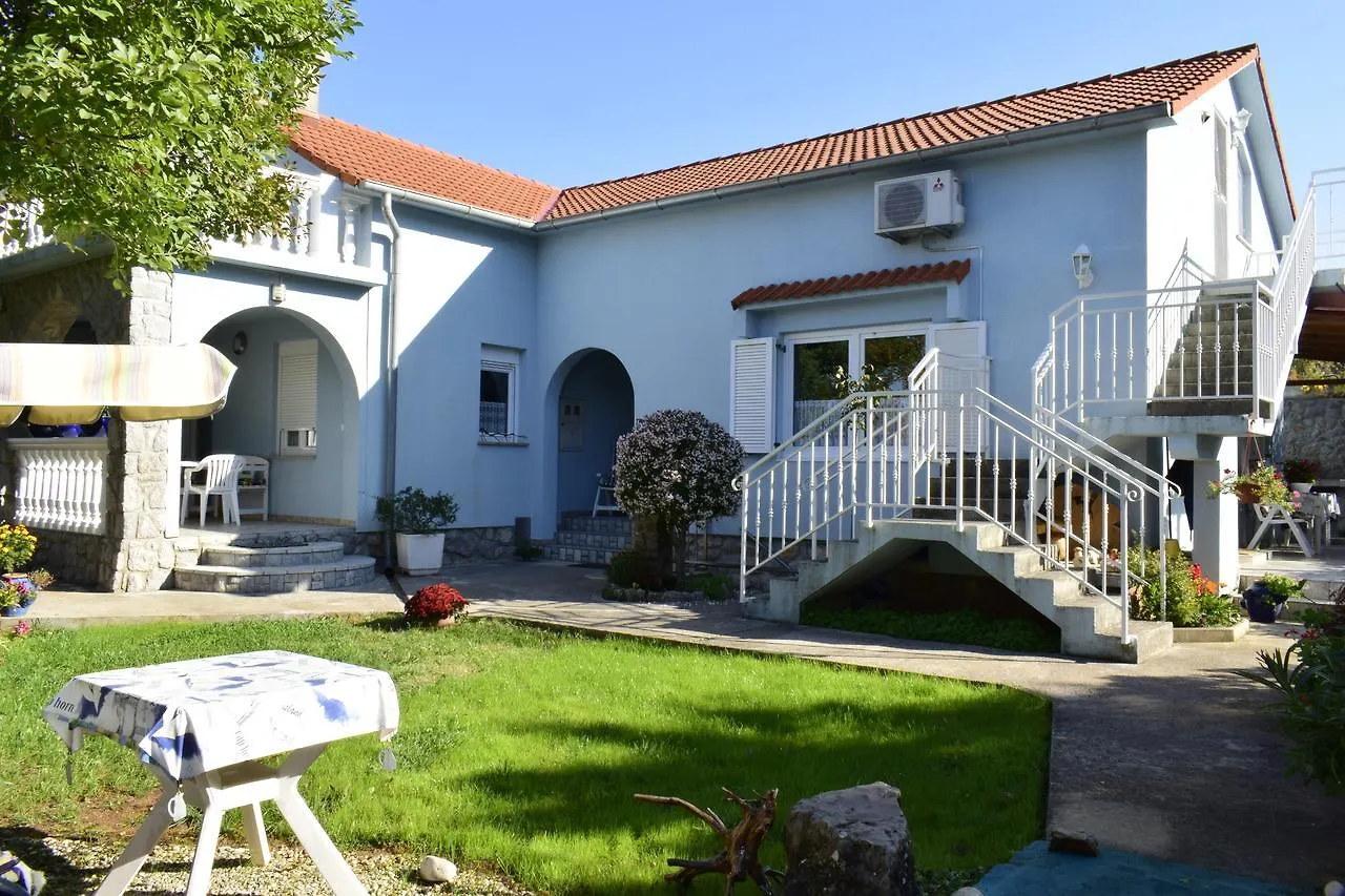 Apartment Blumen Oase Malinska Croatie